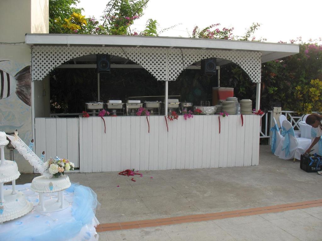 Hotel Relax Resort Montego Bay Exterior foto